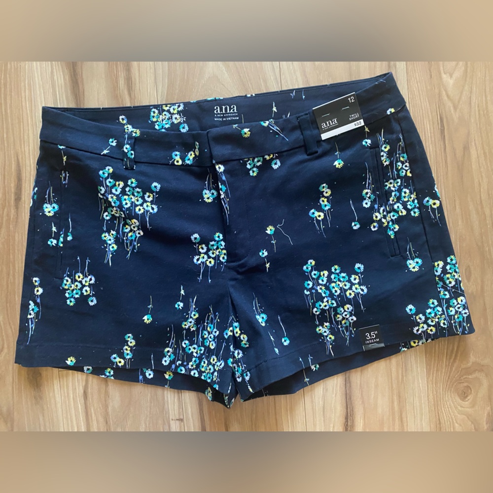 A.N.A. A New Approach Black Floral Twill Shorts Size 12.   NWT - Picture 9 of 16